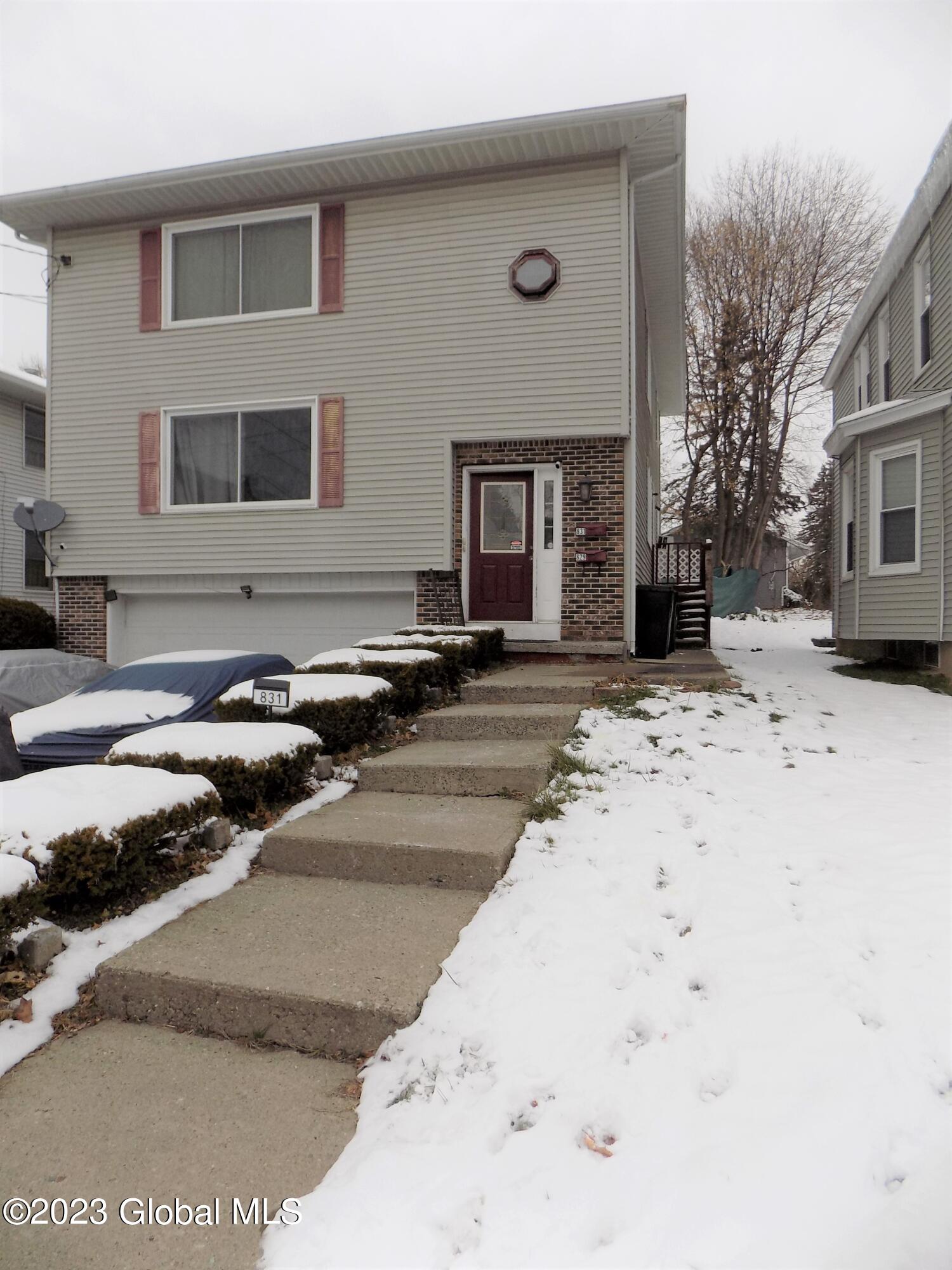 829-831 Salina Street Schenectady NY 12308