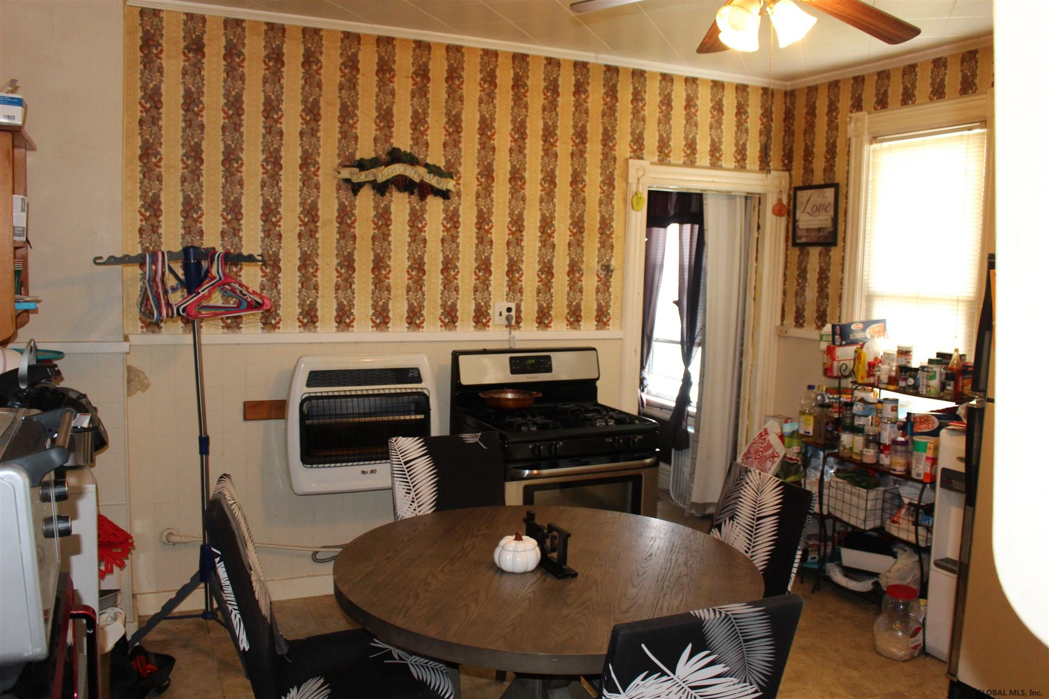 32 Milton Avenue Amsterdam NY 12010
