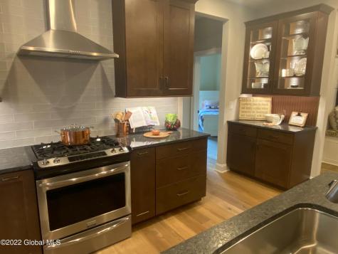 36 Berkeley Way Saratoga Springs NY 12866