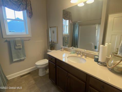 36 Berkeley Way Saratoga Springs NY 12866