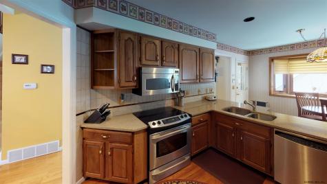 14 Sultana Street Saratoga Springs NY 12866